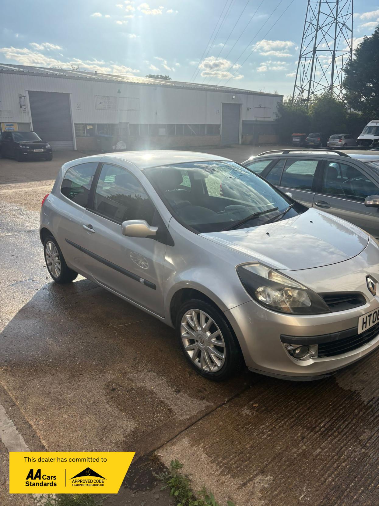 Used Renault Clio 2006 for sale - 76172724: Photo 3