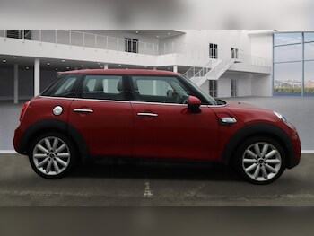 Used MINI Hatch 2018 for sale - 77516145: Photo