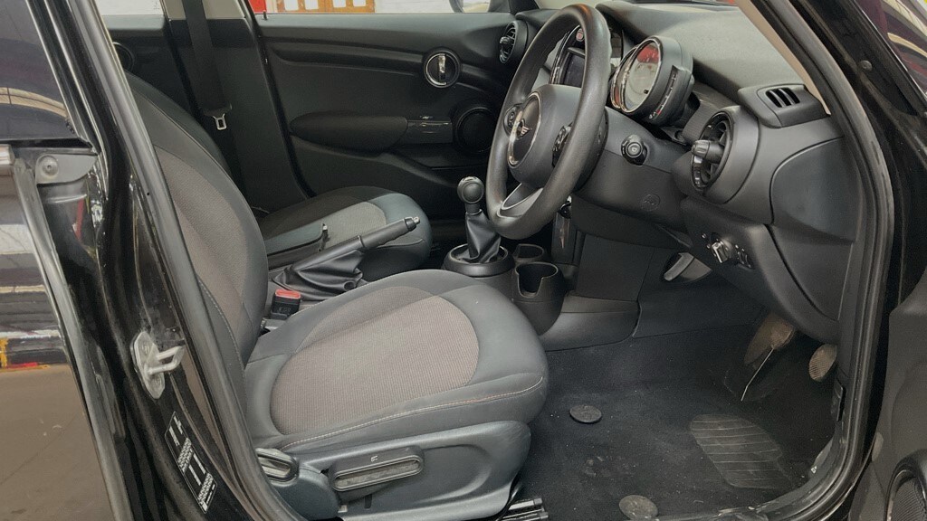 Used MINI Hatch 2018 for sale - 78213576: Photo 10