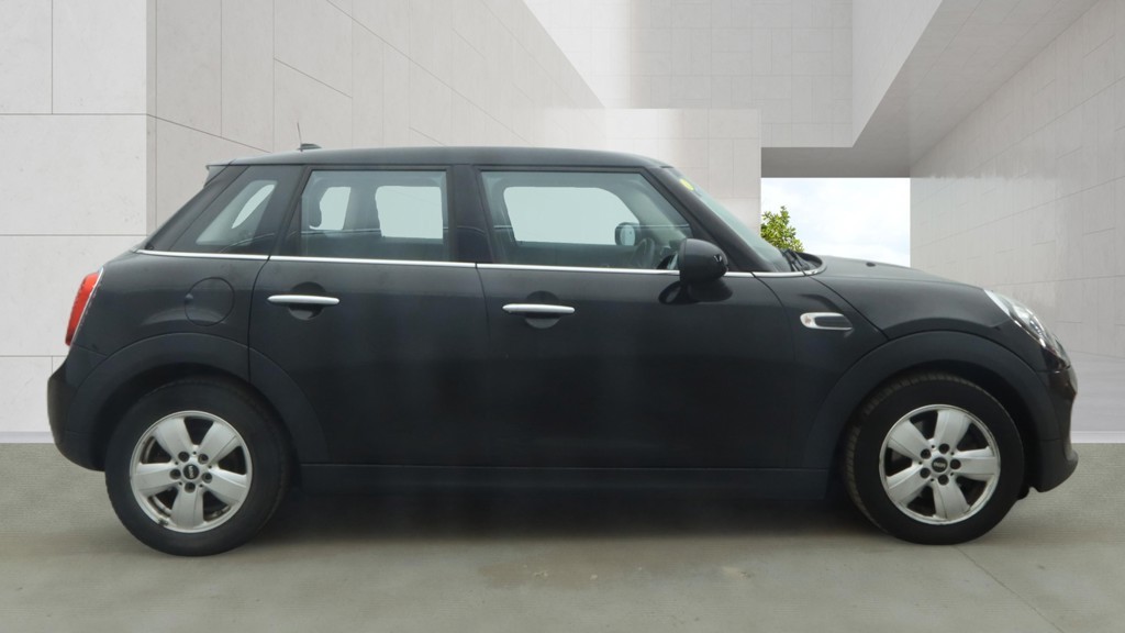 Used MINI Hatch 2018 for sale - 78213576: Photo 5