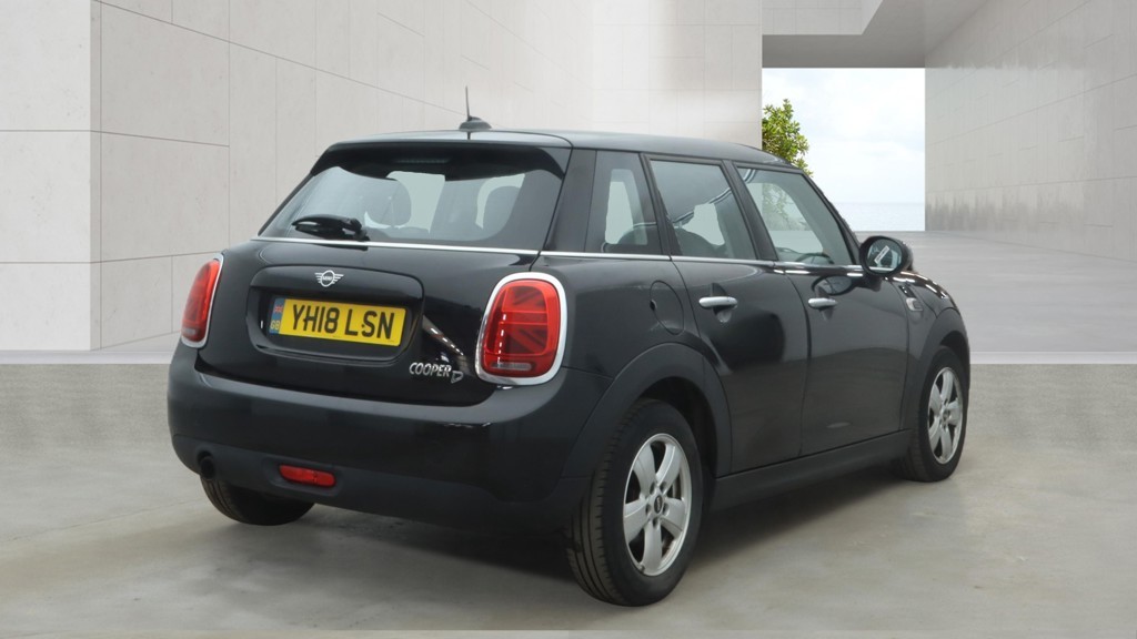 Used MINI Hatch 2018 for sale - 78213576: Photo 8