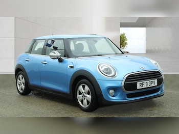 Used MINI Hatch 2019 for sale - 78427473: Photo