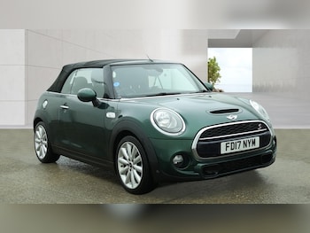 Used MINI Convertible 2017 for sale - 78201929: Photo