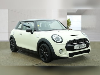 Used MINI Hatch 2019 for sale - 78345958: Photo