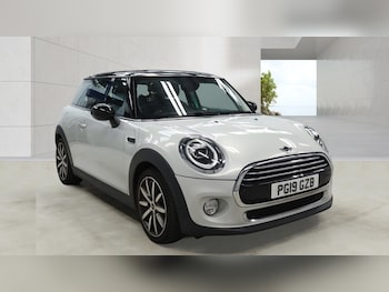 Used MINI Hatch 2019 for sale - 79551853: Photo