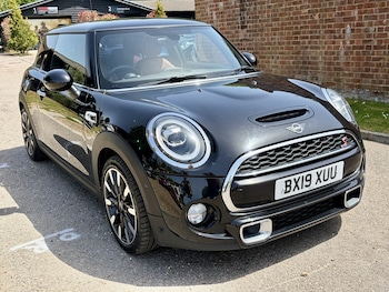 Used MINI Hatch 2019 for sale - 79395108: Photo