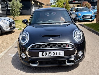 Used MINI Hatch 2019 for sale - 79395108: Photo