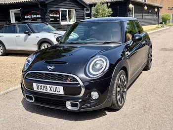 Used MINI Hatch 2019 for sale - 79395108: Photo