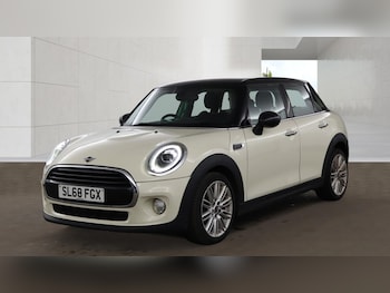 Used MINI Hatch 2018 for sale - 79551949: Photo