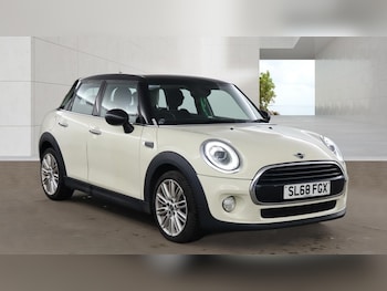 Used MINI Hatch 2018 for sale - 79551949: Photo