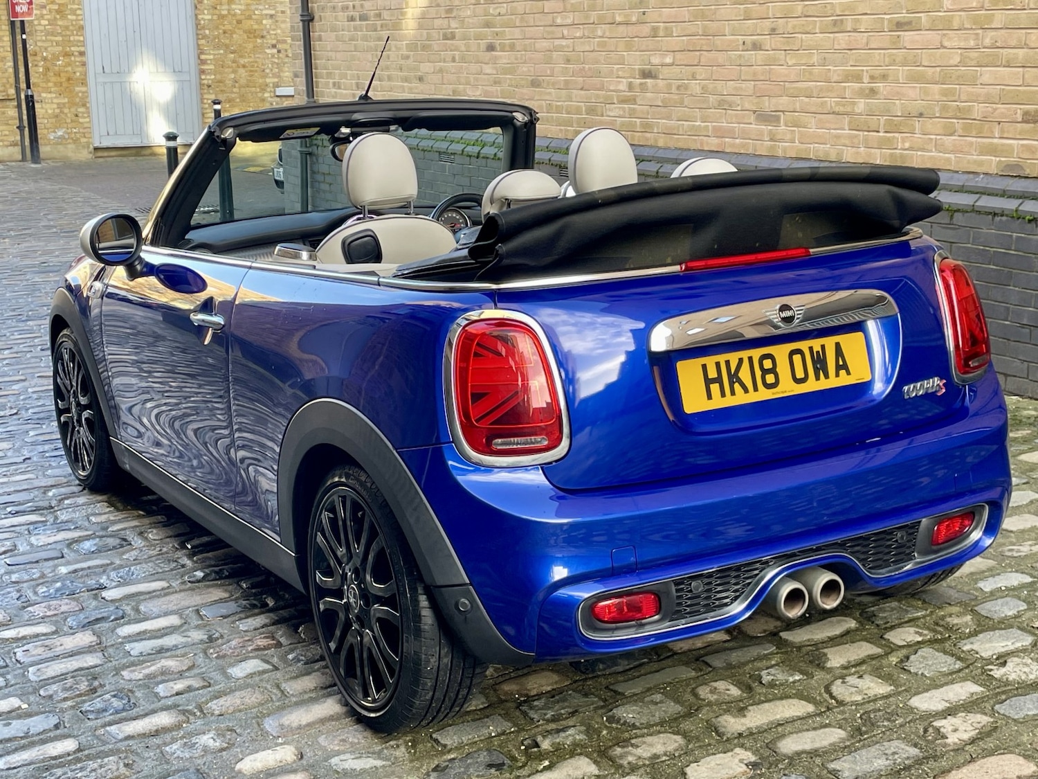 Used MINI Convertible 2018 for sale - 77231337: Photo 4