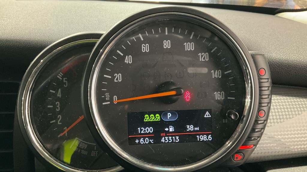 Used MINI Hatch 2015 for sale - 77572808: Photo 8