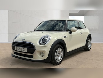 Used MINI Hatch 2019 for sale - 79451297: Photo