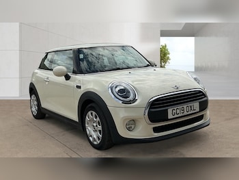 Used MINI Hatch 2019 for sale - 79451297: Photo