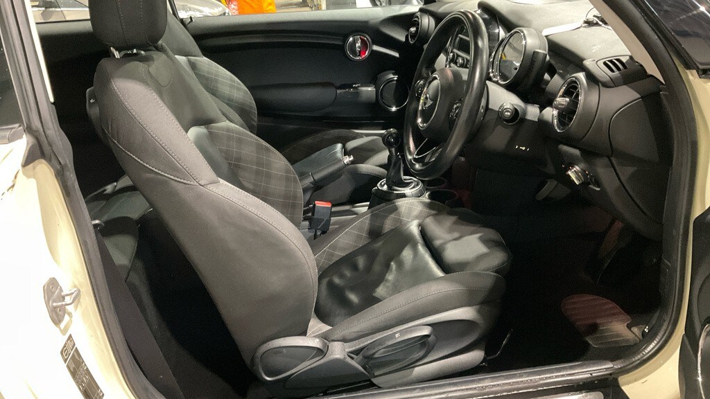 Used MINI Hatch 2014 for sale - 77231335: Photo 7