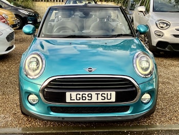 Used MINI Convertible 2019 for sale - 77609916: Photo