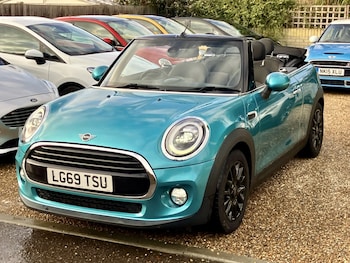 Used MINI Convertible 2019 for sale - 77609916: Photo