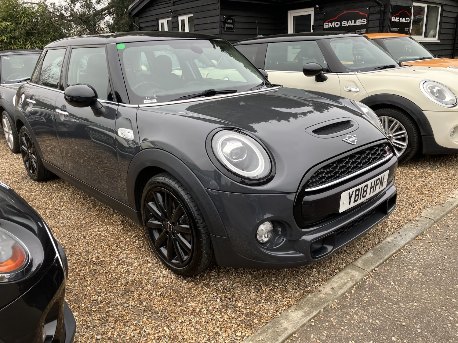 Used MINI Hatch 2018 for sale - 78190619: Photo 5