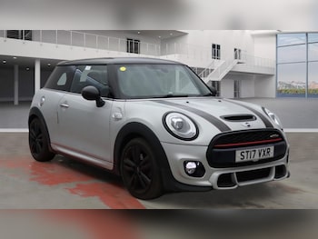 Used MINI Hatch 2017 for sale - 77483639: Photo