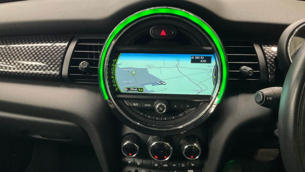 Used MINI Hatch 2018 for sale - 78112120: Photo 9