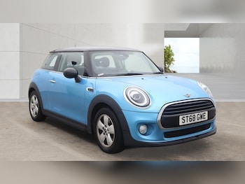 Used MINI Hatch 2018 for sale - 79266922: Photo