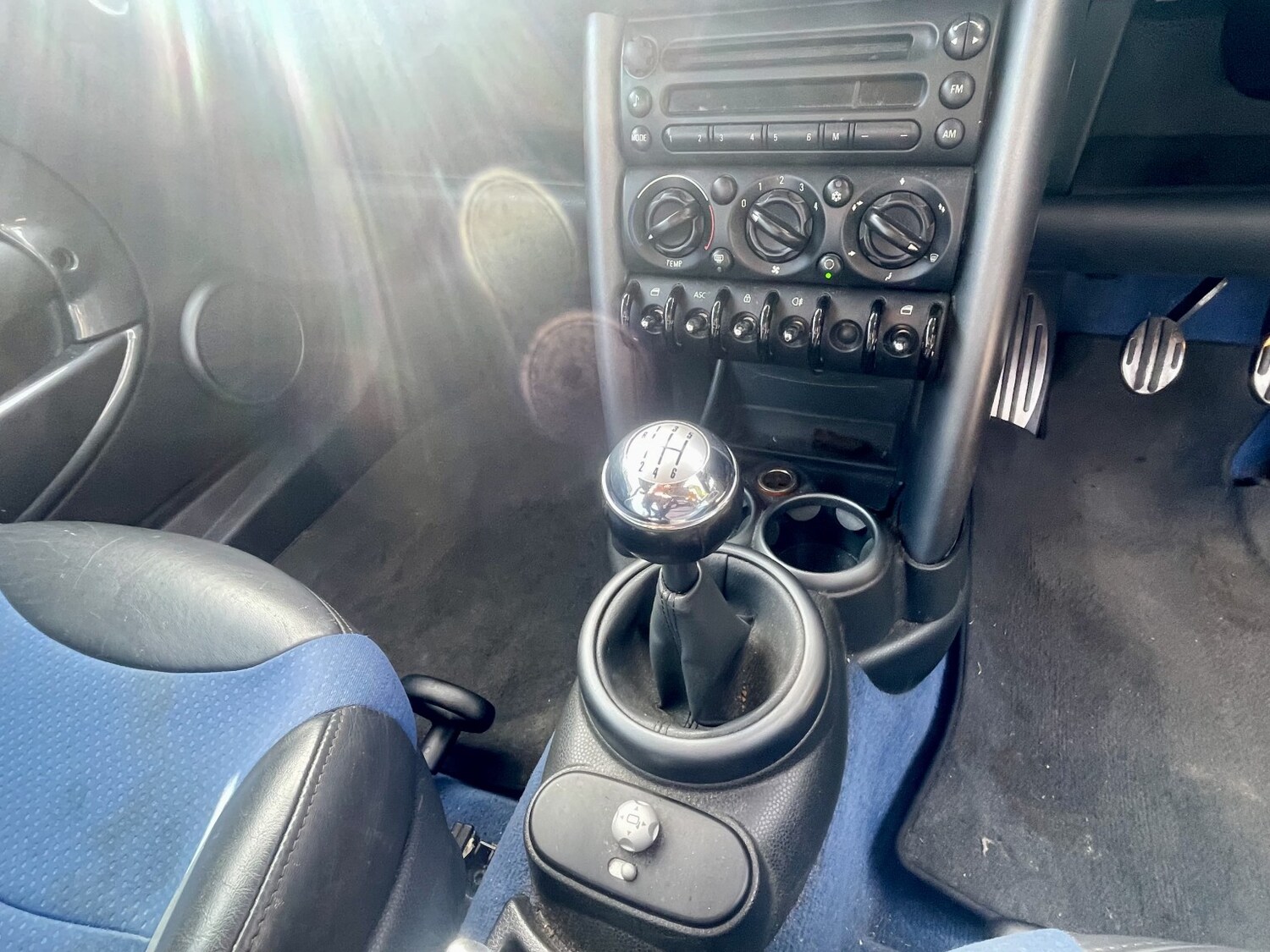 Used MINI Hatch 2004 for sale - 77766363: Photo 11