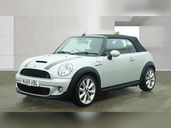 Used MINI Convertible 2015 for sale - 78139397: Photo