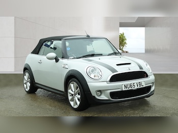 Used MINI Convertible 2015 for sale - 78139397: Photo