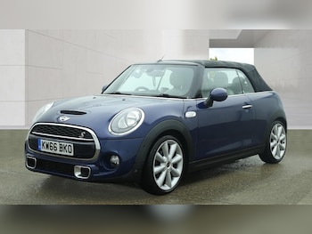 MINI Convertible feature image