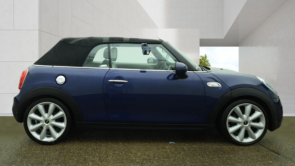 Used MINI Convertible 2016 for sale - 78168760: Photo 8