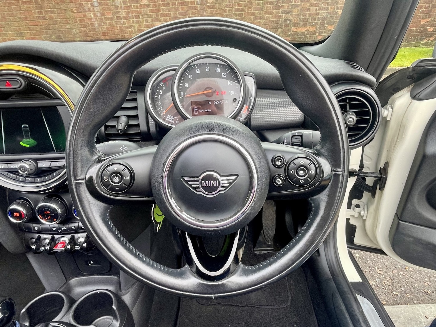 Used MINI Convertible 2018 for sale - 77231330: Photo 12