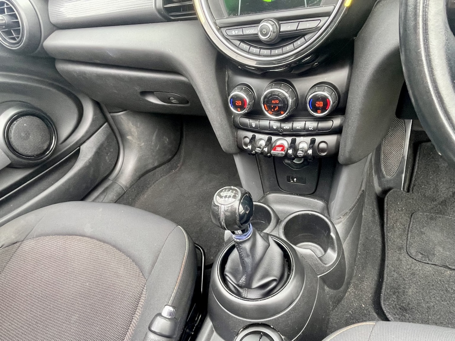 Used MINI Convertible 2018 for sale - 77231330: Photo 13