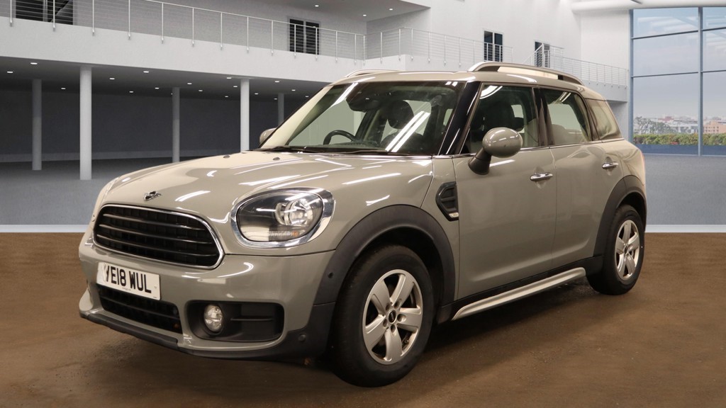 Used MINI Countryman 2018 for sale - 77938075: Photo 2