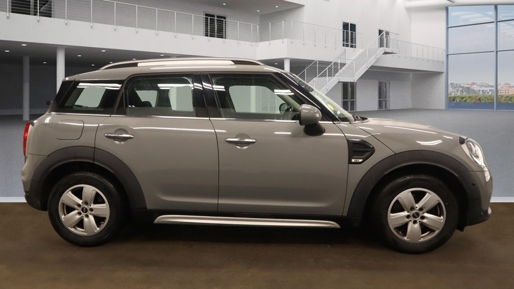 Used MINI Countryman 2018 for sale - 77938075: Photo 4