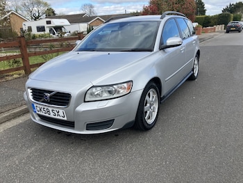 Used Volvo V50 2008 for sale - 78121572: Photo