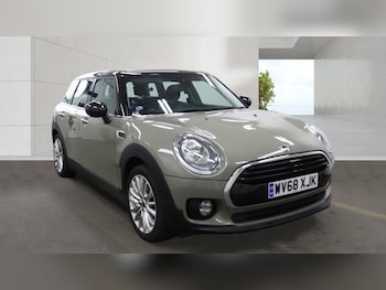 Used MINI Clubman 2018 for sale - 79176750: Photo