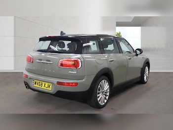 Used MINI Clubman 2018 for sale - 79176750: Photo