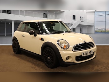 MINI Hatch feature image