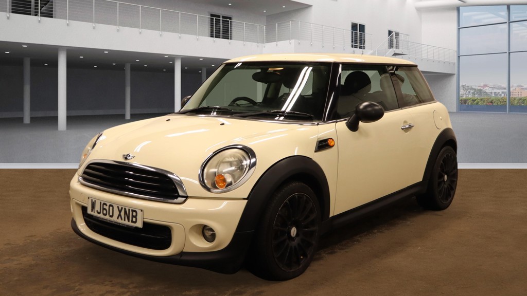 Used MINI Hatch 2010 for sale - 78062220: Photo 2
