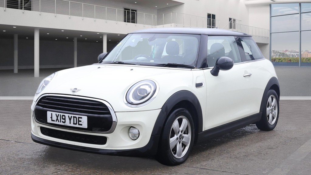 Used MINI Hatch 2019 for sale - 77609920: Photo 2