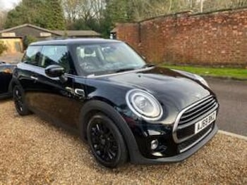 Used MINI Hatch 2019 for sale - 77453128: Photo