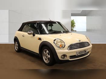 Used MINI Convertible 2009 for sale - 79717344: Photo