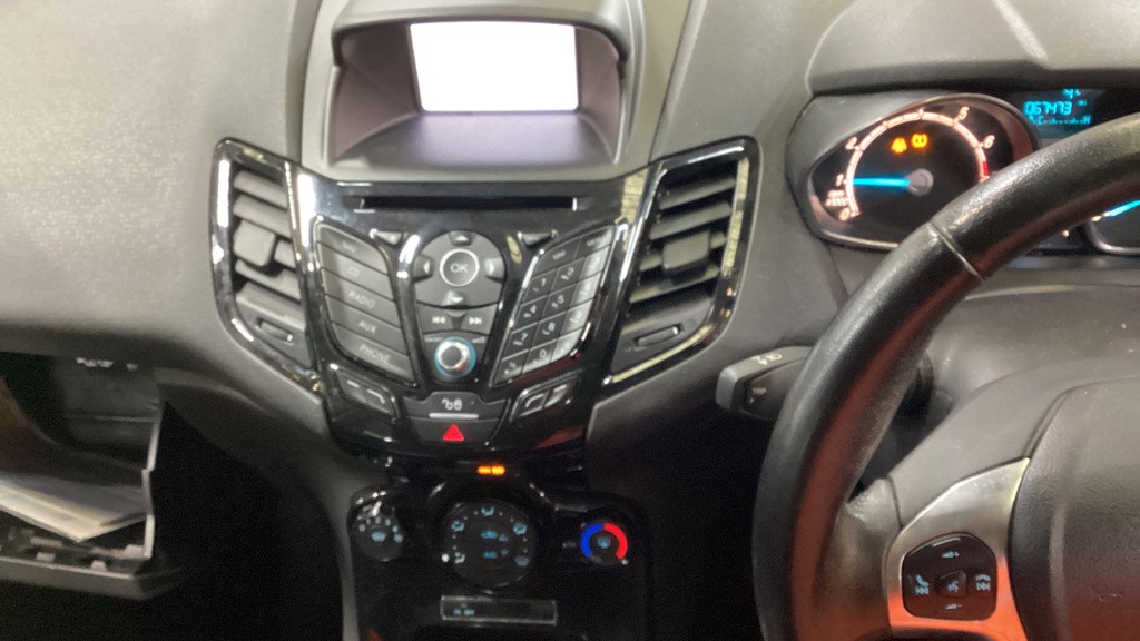 Used Ford Fiesta 2016 for sale - 77319874: Photo 10