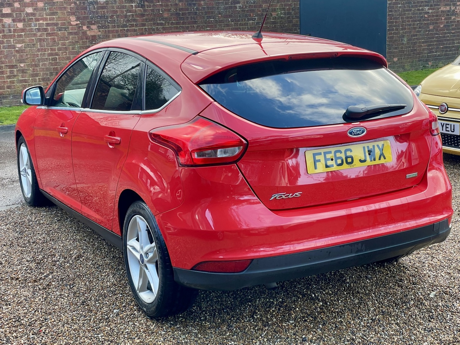 Used Ford Focus 2016 for sale - 77228208: Photo 4