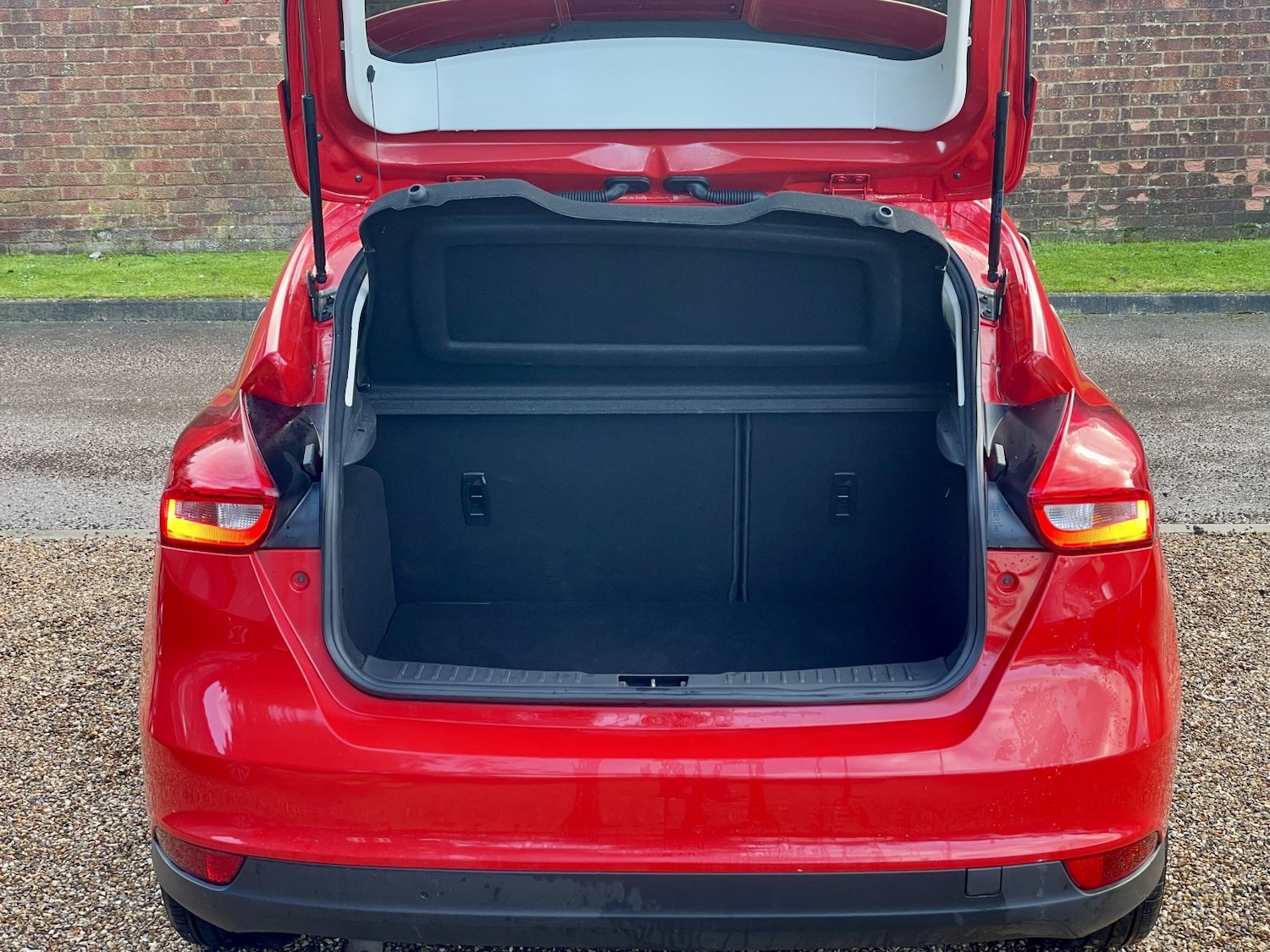 Used Ford Focus 2016 for sale - 77228208: Photo 7