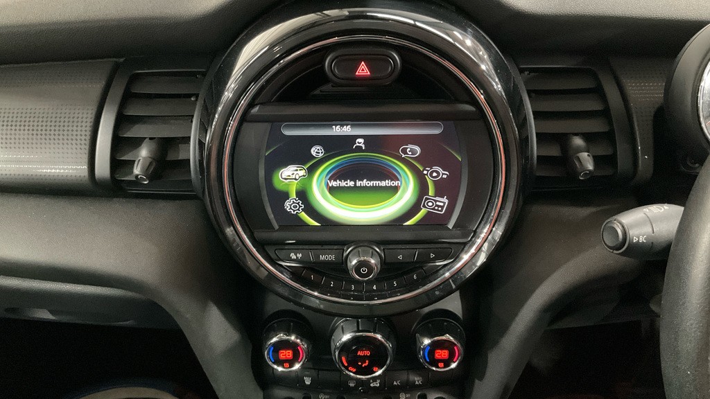 Used MINI Hatch 2017 for sale - 77897840: Photo 10