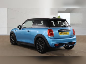 Used MINI Hatch 2017 for sale - 79395056: Photo
