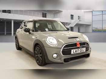 MINI Hatch feature image