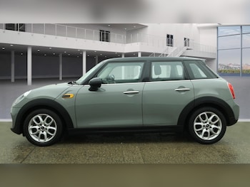 Used MINI Hatch 2017 for sale - 77528337: Photo