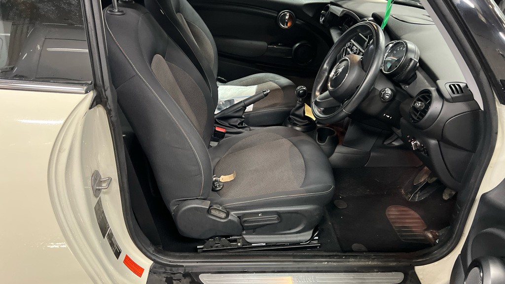 Used MINI Hatch 2015 for sale - 77398365: Photo 8